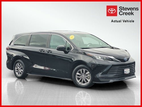 2024 Toyota Sienna LE 8 Passenger