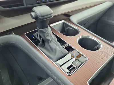 2024 Toyota Sienna LE 8 Passenger