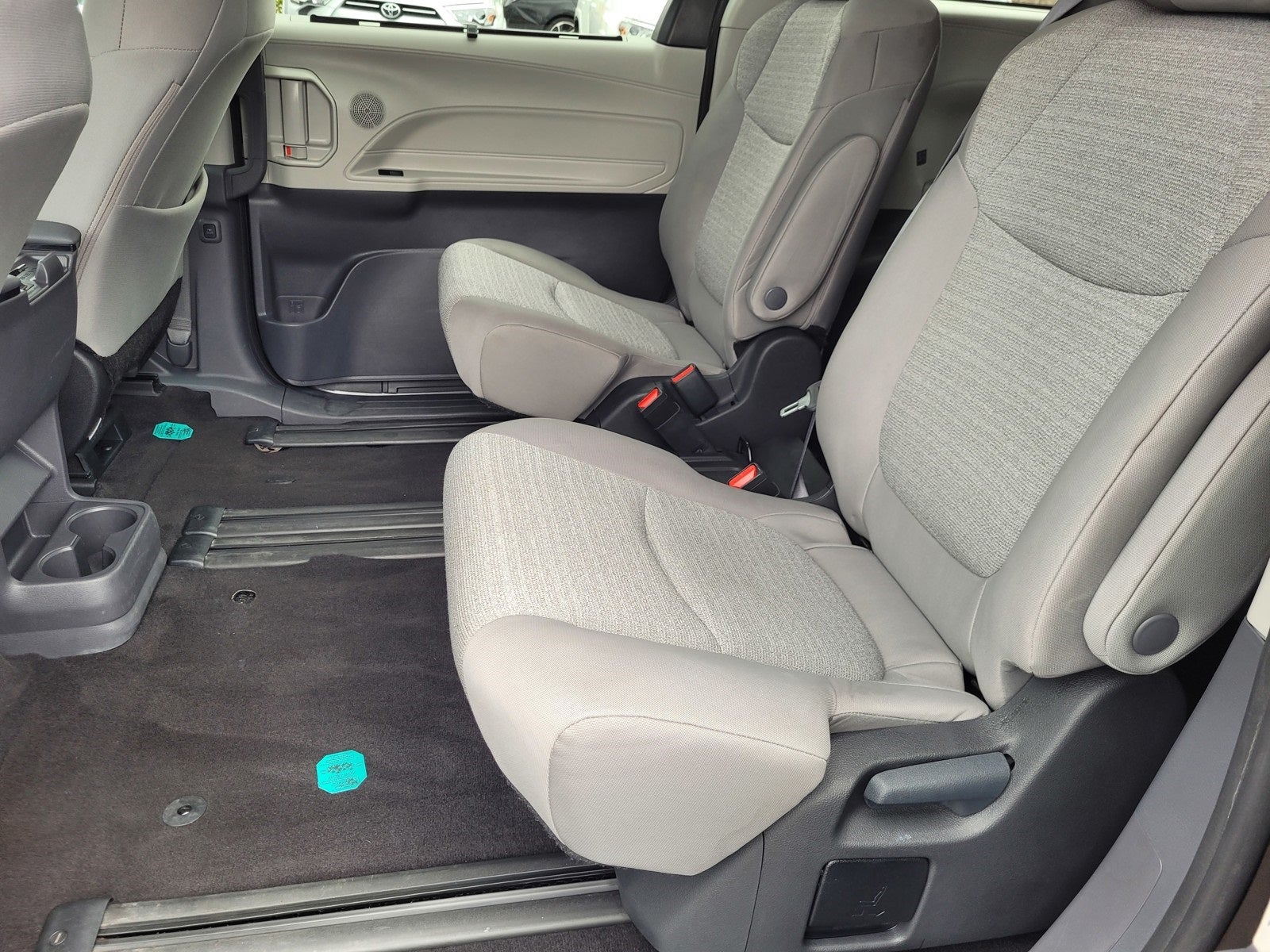 2024 Toyota Sienna LE 8 Passenger