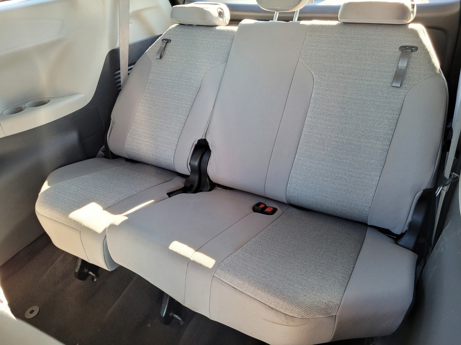 2024 Toyota Sienna LE 8 Passenger