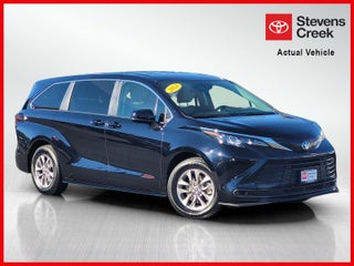 2024 Toyota Sienna LE 8 Passenger