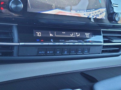 2024 Toyota Sienna LE 8 Passenger