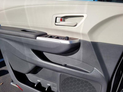 2024 Toyota Sienna LE 8 Passenger