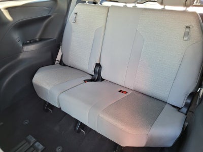 2025 Toyota Sienna LE 8 Passenger