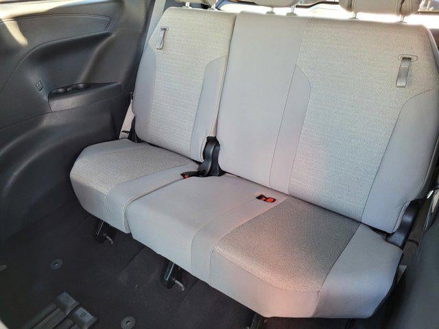 2025 Toyota Sienna LE 8 Passenger