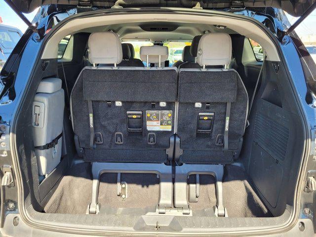 2025 Toyota Sienna LE 8 Passenger