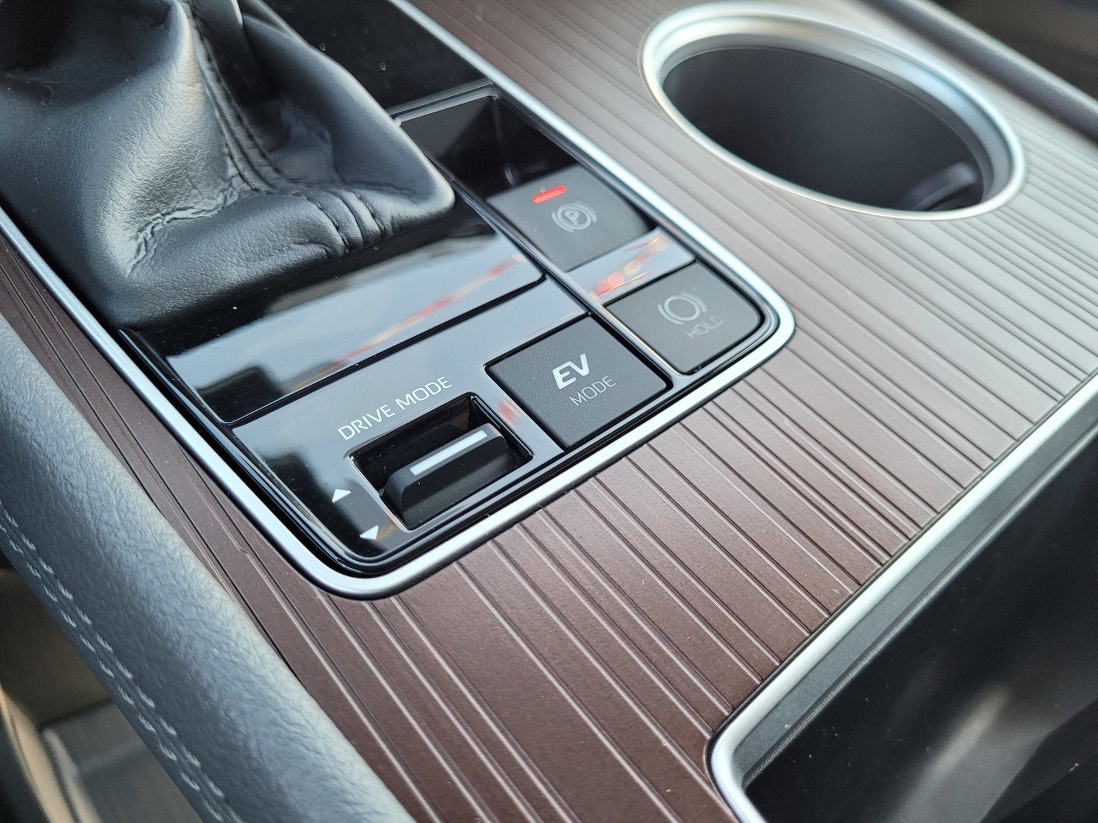 2023 Toyota Sienna LE 8 Passenger