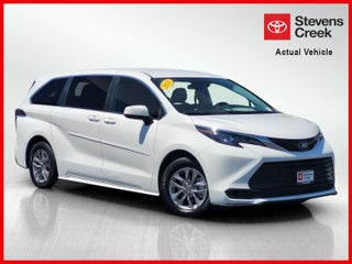 2024 Toyota Sienna LE 8 Passenger