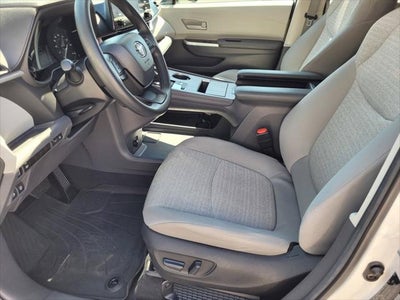 2024 Toyota Sienna LE 8 Passenger