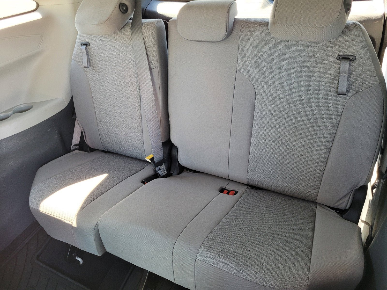 2024 Toyota Sienna LE 8 Passenger