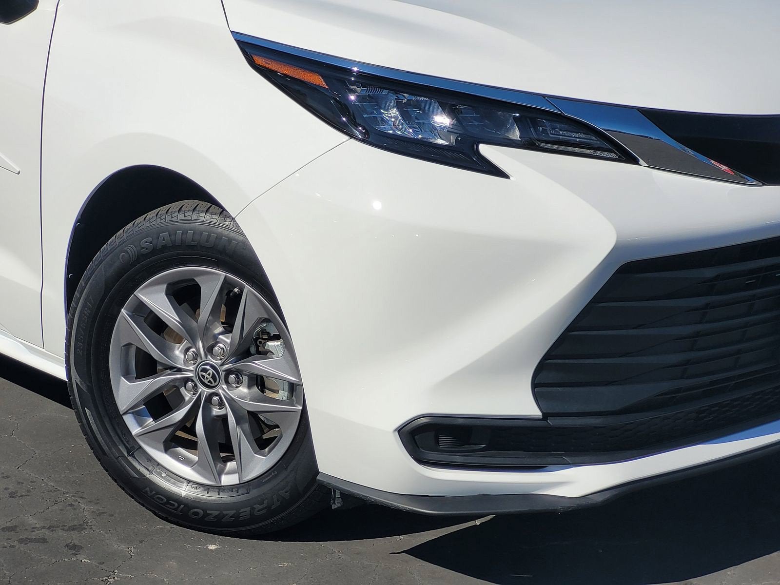 2024 Toyota Sienna LE 8 Passenger