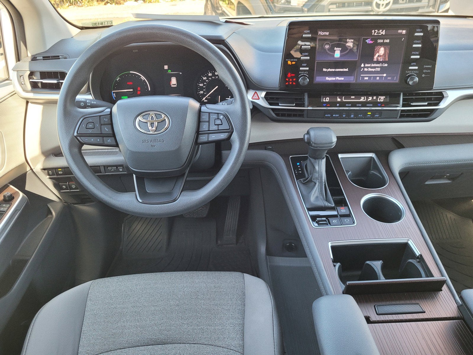 2024 Toyota Sienna LE 8 Passenger