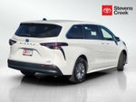 2024 Toyota Sienna LE 8 Passenger