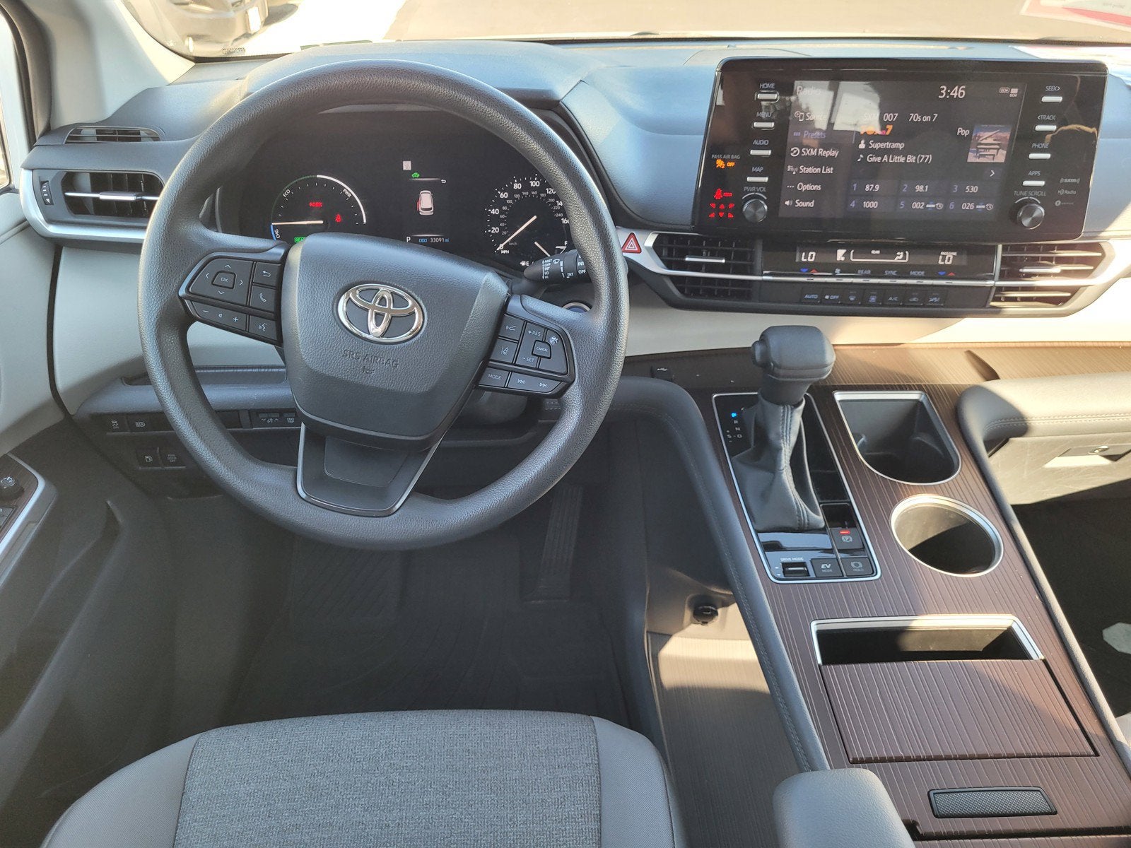 2024 Toyota Sienna LE 8 Passenger