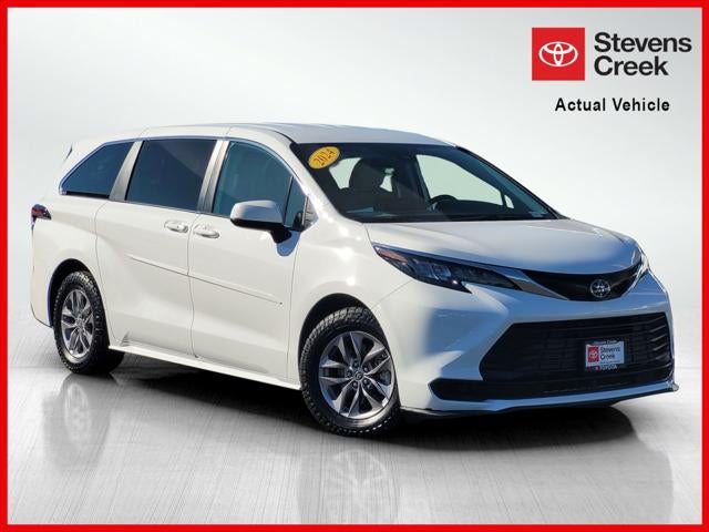 2024 Toyota Sienna LE 8 Passenger