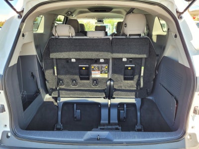 2024 Toyota Sienna LE 8 Passenger