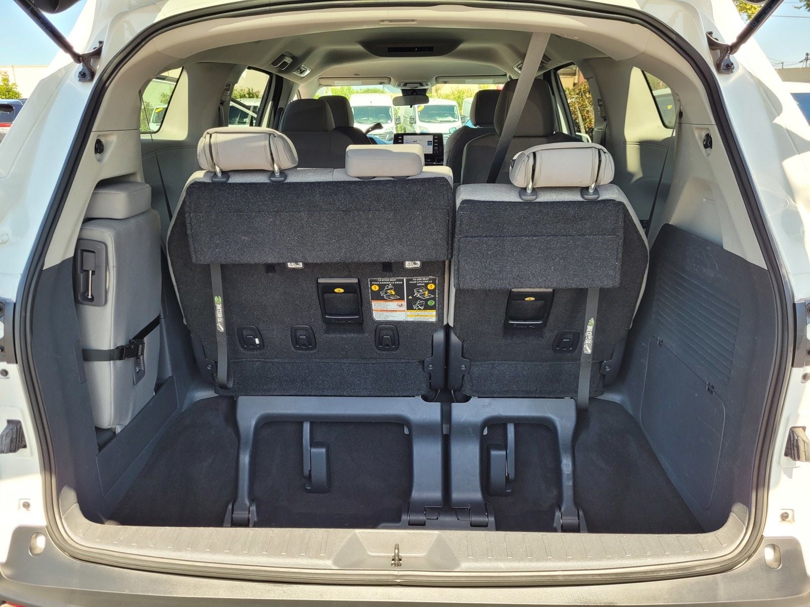 2024 Toyota Sienna LE 8 Passenger