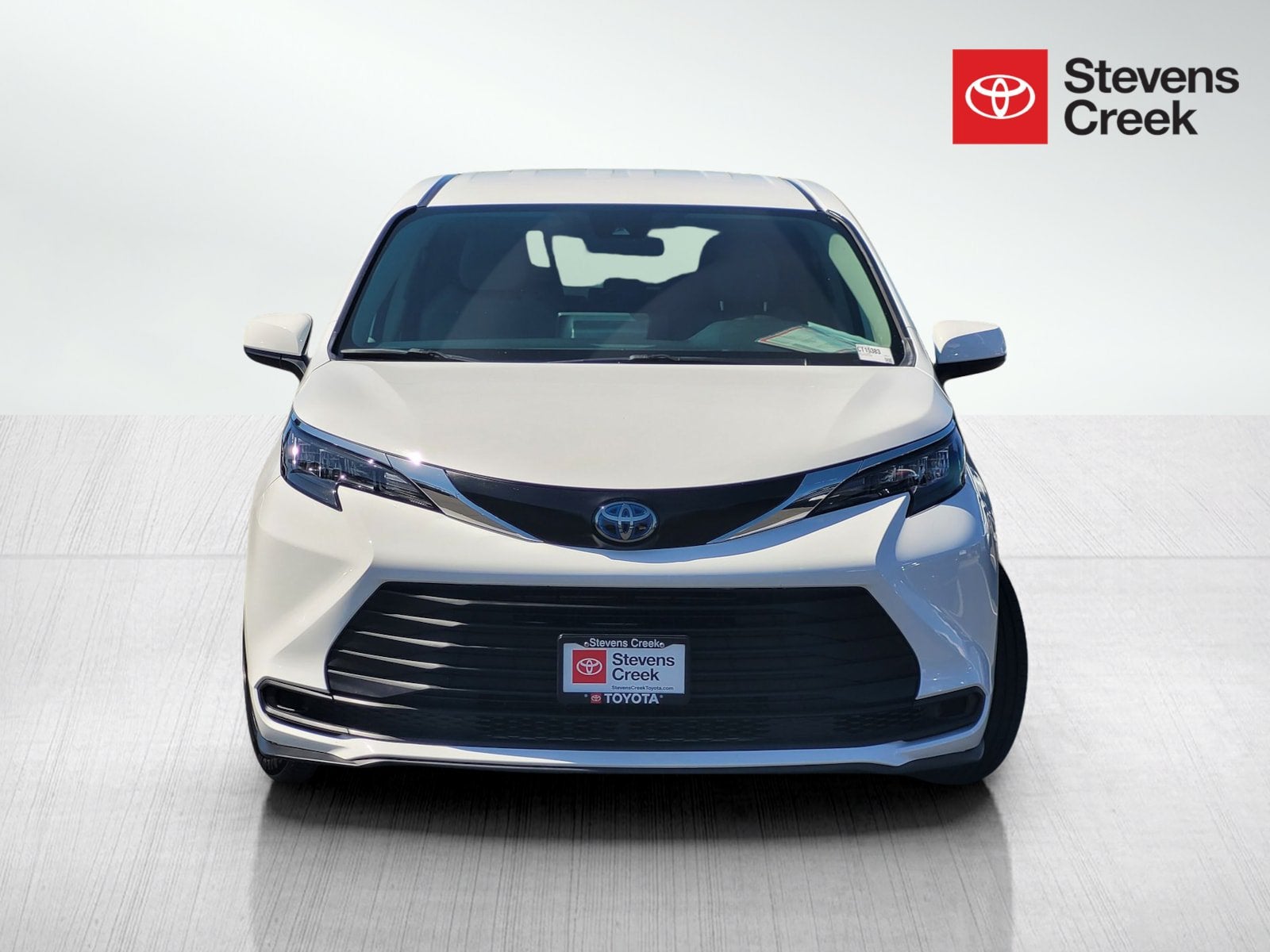 2024 Toyota Sienna LE 8 Passenger