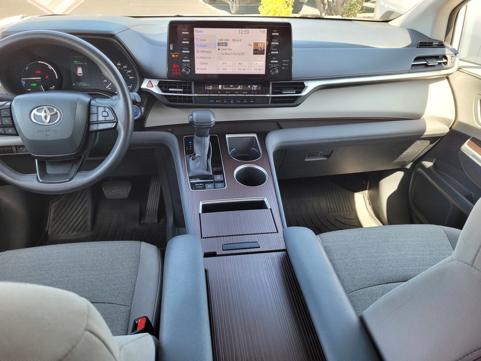 2024 Toyota Sienna LE 8 Passenger