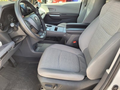2024 Toyota Sienna LE 8 Passenger