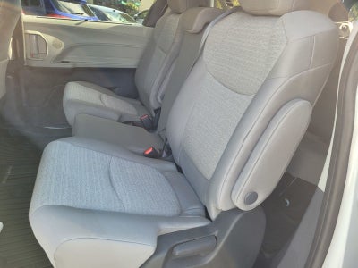 2024 Toyota Sienna LE 8 Passenger