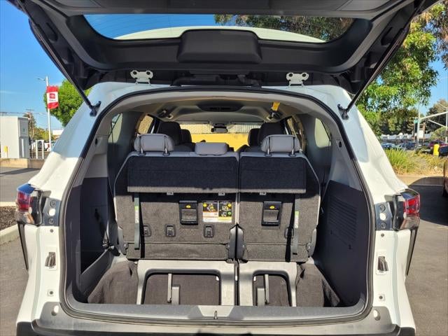 2024 Toyota Sienna LE 8 Passenger