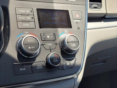 2018 Toyota Sienna LE 8 Passenger