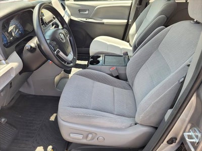 2018 Toyota Sienna LE 8 Passenger