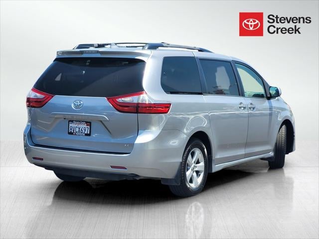 2018 Toyota Sienna LE 8 Passenger