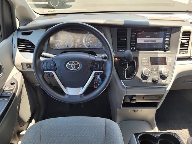 2018 Toyota Sienna LE 8 Passenger