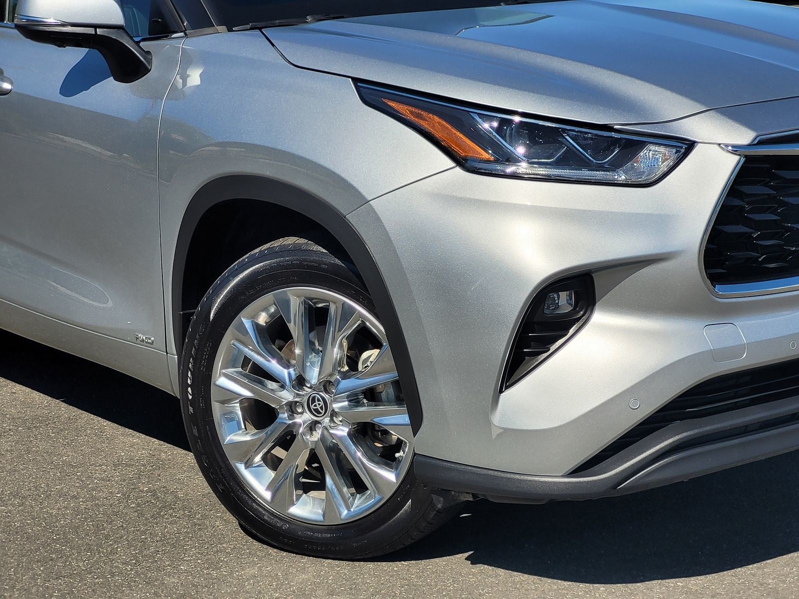 2023 Toyota Highlander Hybrid Limited