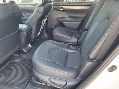 2026 Toyota Highlander Hybrid Limited