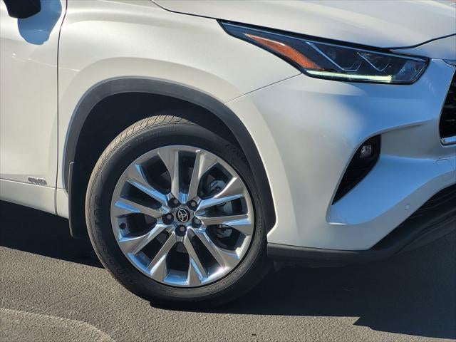 2026 Toyota Highlander Hybrid Limited
