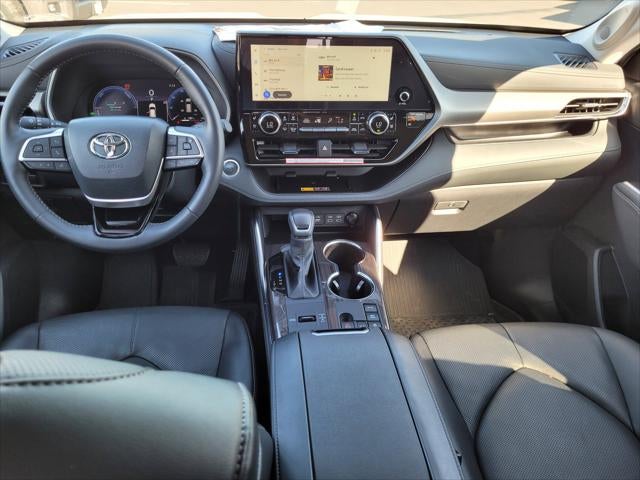 2026 Toyota Highlander Hybrid Limited