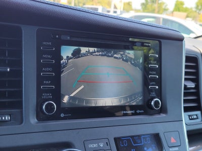 2018 Toyota Sienna SE 8 Passenger