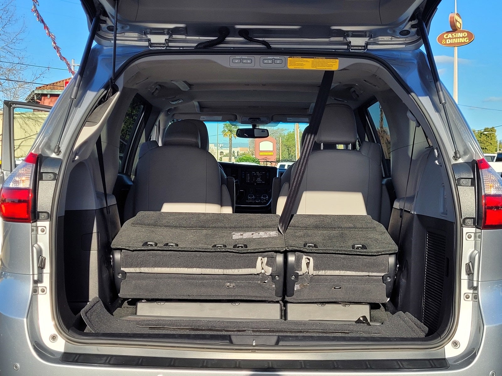 2015 Toyota Sienna Limited 8 Passenger