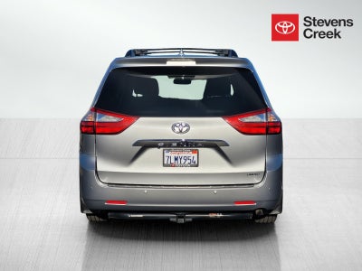 2015 Toyota Sienna Limited 8 Passenger