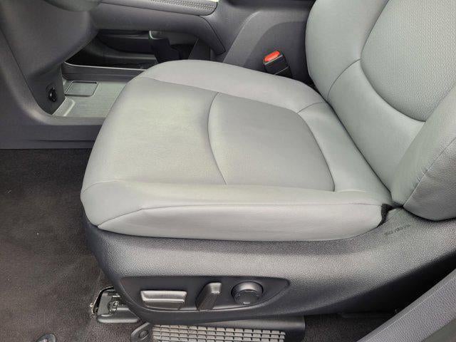 2024 Toyota Sienna XLE 8 Passenger