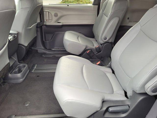 2024 Toyota Sienna XLE 8 Passenger