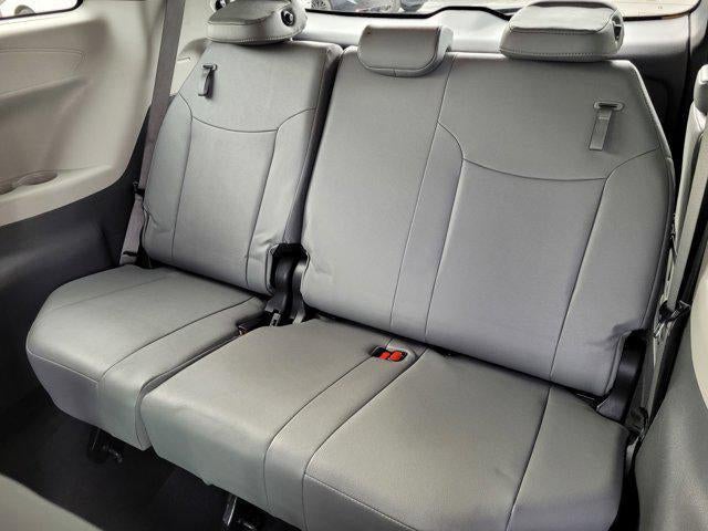 2024 Toyota Sienna XLE 8 Passenger