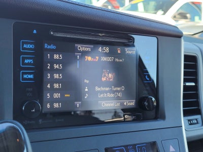 2017 Toyota Sienna XLE 8 Passenger