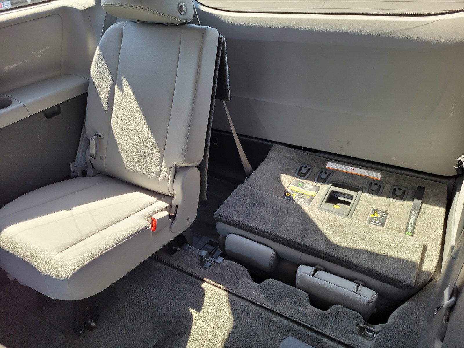 2017 Toyota Sienna XLE 8 Passenger
