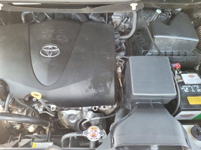 2017 Toyota Sienna XLE 8 Passenger