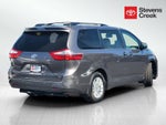 2017 Toyota Sienna XLE 8 Passenger