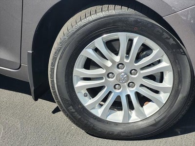 2017 Toyota Sienna XLE 8 Passenger