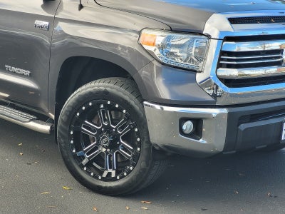 2017 Toyota Tundra SR5 CrewMax