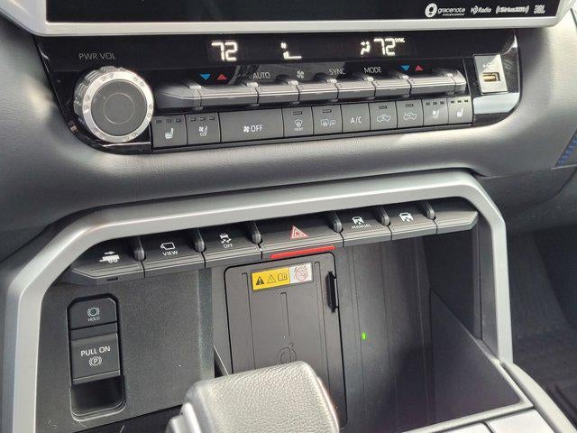 2022 Toyota Tundra Platinum