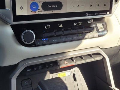 2023 Toyota Tundra Hybrid Capstone