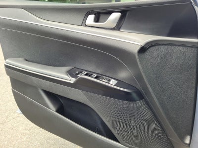 2022 Kia K5 LXS