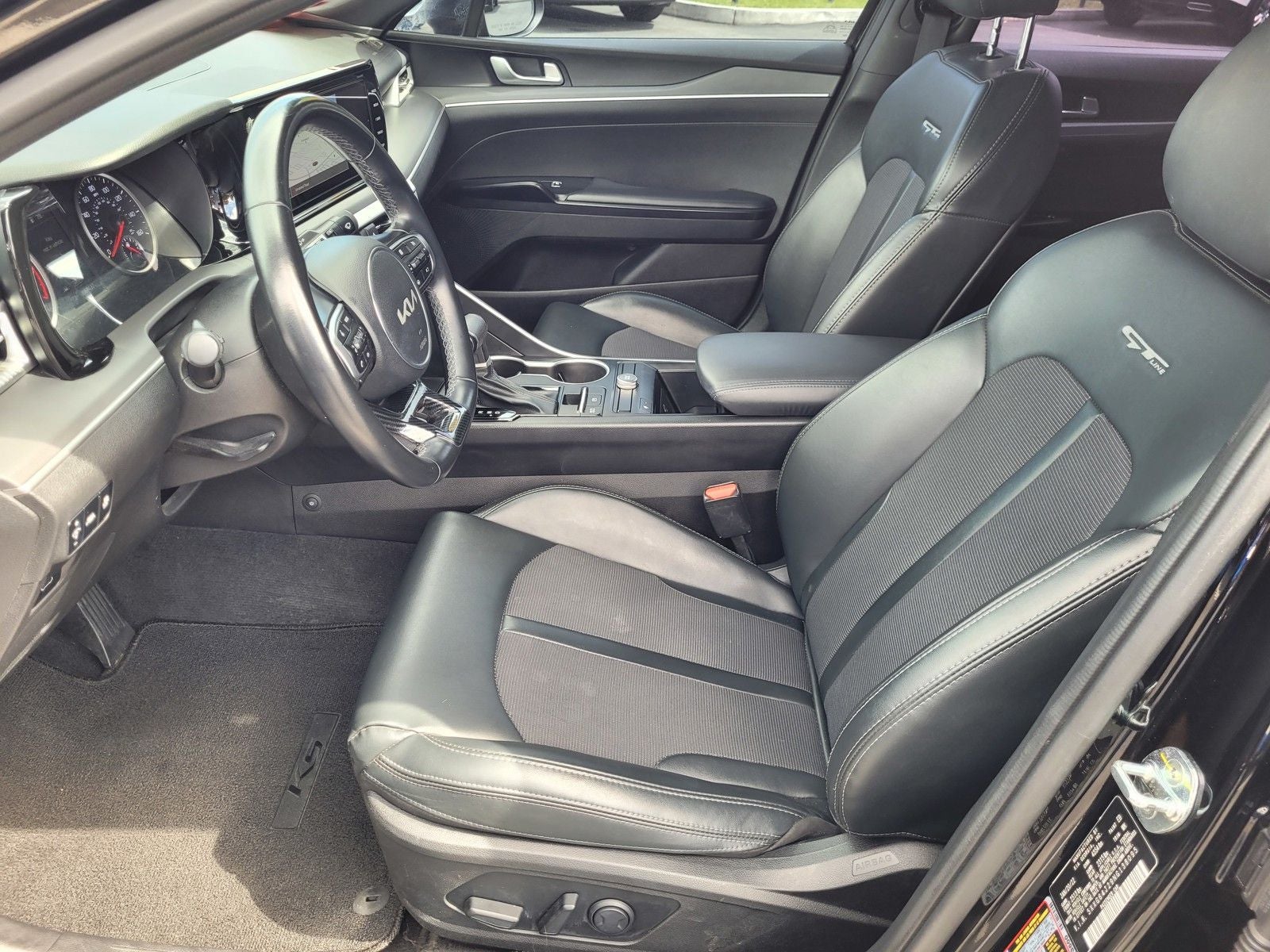 2022 Kia K5 GT-Line